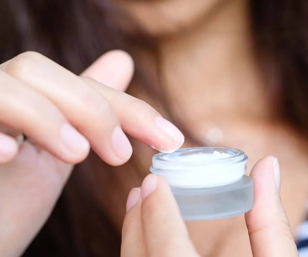 Dlaczego witamina E jest na receptę? Poznaj ryzyka i skutki uboczne