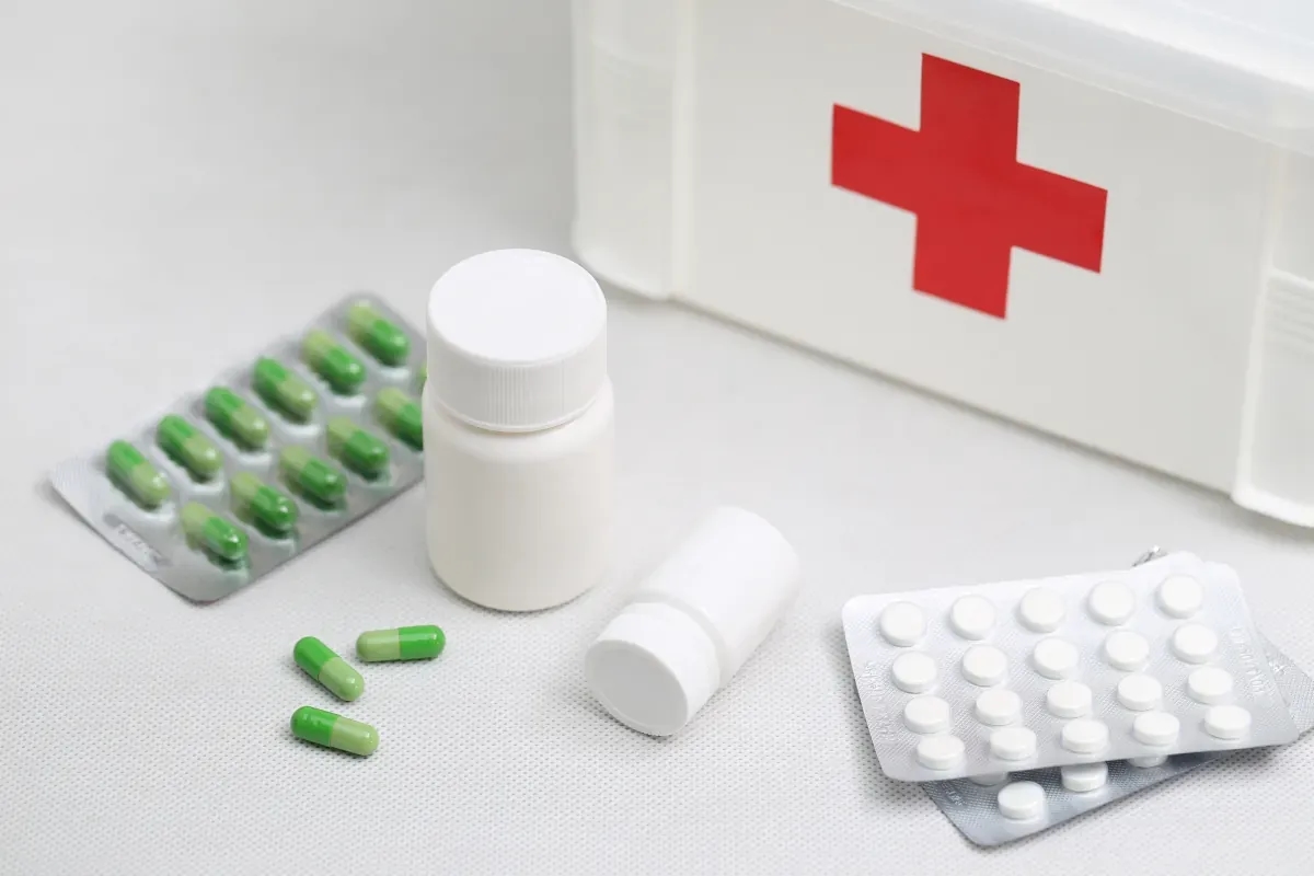 Czy apteka może wydać lek bez recepty? Poznaj ważne zasady